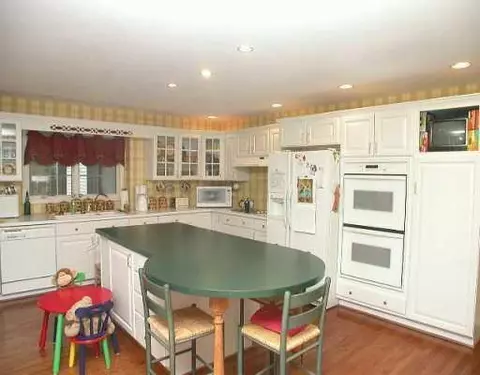6260 Hellner, Ann Arbor, MI 48105 photo 4