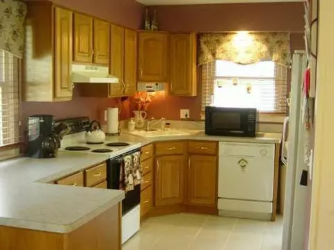 477 Everett, Milan, MI 48160 photo 2