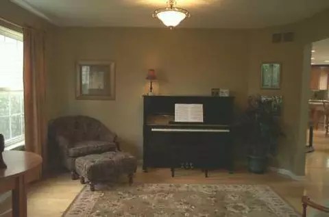 6772 Ralaric Dr, Dexter, MI 48130 photo 3