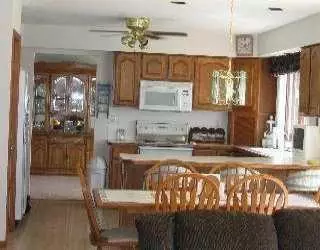 335 Ave De Lafayette, Monroe, MI 48162 photo 4