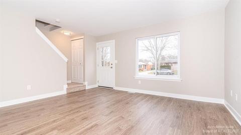 253 Sheffield, Saline, MI 48176 photo 11