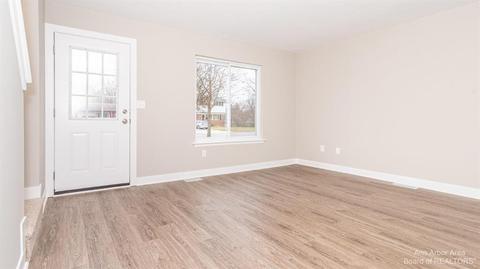 253 Sheffield, Saline, MI 48176 photo 13