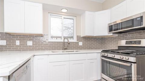 253 Sheffield, Saline, MI 48176 photo 3