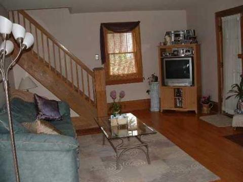 1111 Norfolk, Jackson, MI 49202 photo 2