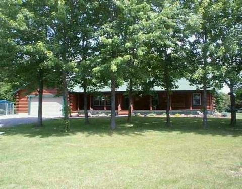 2588 Corkins, Carleton, MI 48117 photo 1
