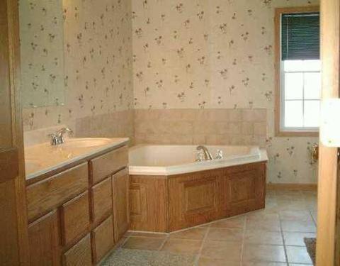 7650 Weber, Saline, MI 48176 photo 2