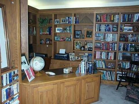 621 E Hurd, Monroe, MI 48162 photo 2