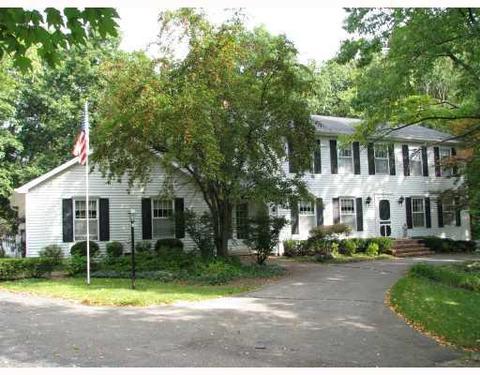 5681 Mountain, Brighton, MI 48116 photo 1