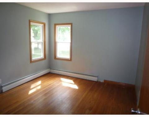 271 Outer, Dundee, MI 48131 photo 6