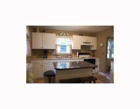5495 Central, Monroe, MI 48161 photo 3