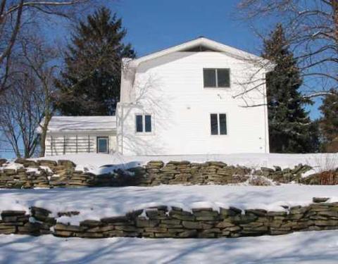 314 E Henry, Saline, MI 48176 photo 2