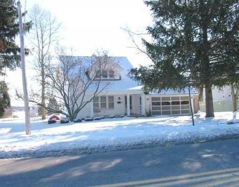 314 E Henry, Saline, MI 48176 photo 1