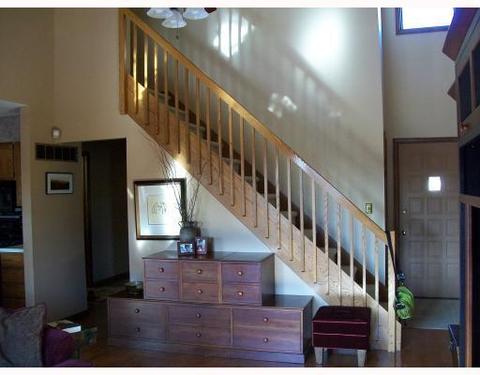 562 Echo, Saline, MI 48176 photo 2