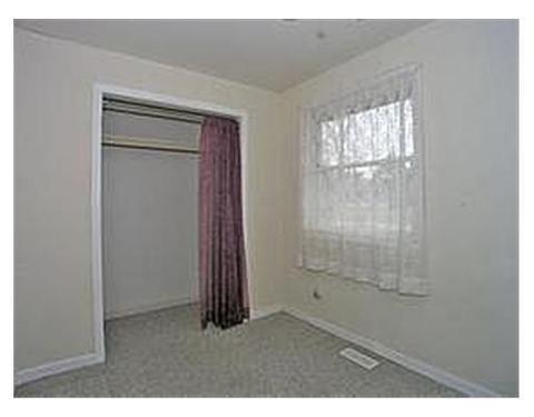 1952 N Hacker, Howell, MI 48843 photo 3
