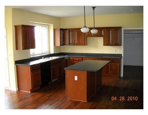 49002 Castleside, Canton, MI 48187 photo 5