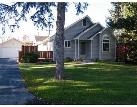 91 Cornell, Howell, MI 48843 photo 1