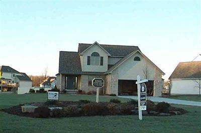 2313 Stepping Stone, Flushing, MI 48433 photo 1