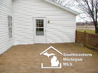 14487 Goutz, La Salle, MI 48145 photo 10