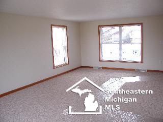 14487 Goutz, La Salle, MI 48145 photo 14