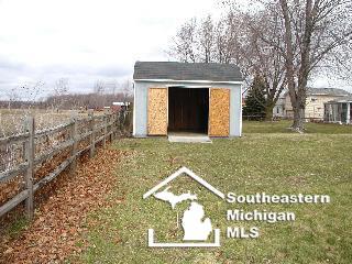 14487 Goutz, La Salle, MI 48145 photo 12