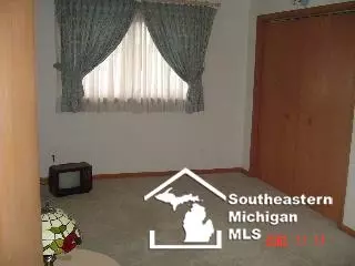 411 Orchard, Monroe, MI 48162 photo 5