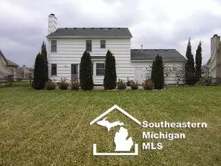 2210 Willow Bnd, Temperance, MI 48182 photo 2