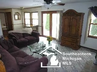 2210 Willow Bnd, Temperance, MI 48182 photo 10
