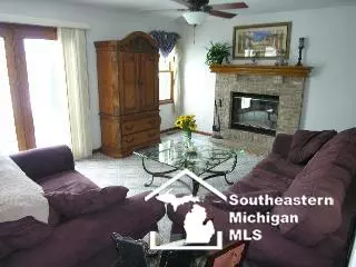 2210 Willow Bnd, Temperance, MI 48182 photo 12