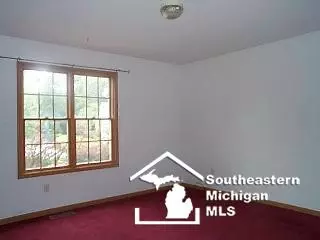 2268 Stirrup, Temperance, MI 48182 photo 4