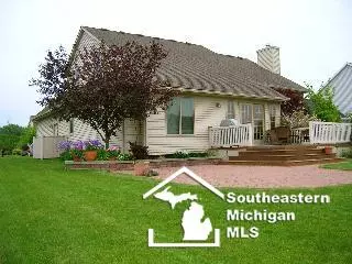 2803 E Country, Monroe, MI 48162 photo 3