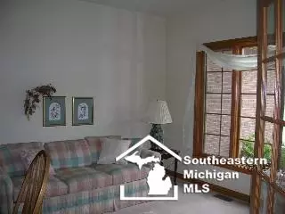 2803 E Country, Monroe, MI 48162 photo 7