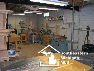 2803 E Country, Monroe, MI 48162 photo 11