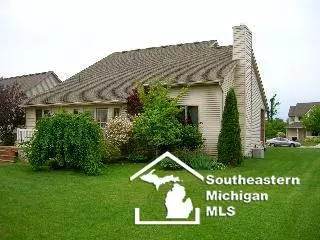 2803 E Country, Monroe, MI 48162 photo 4