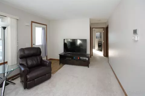 111 Elk, Marshall, MI 49068 photo 3