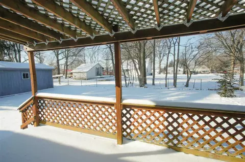 111 Elk, Marshall, MI 49068 photo 17