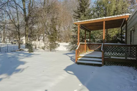111 Elk, Marshall, MI 49068 photo 16