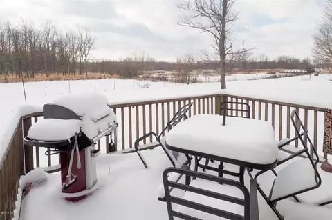 466 R Dr S, Fulton, MI 49052 photo 19