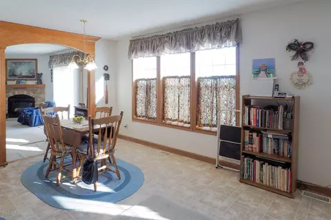 66139 Klett Rd, Constantine, MI 49042 photo 11