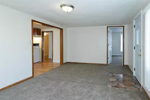 1040 S Constantine, Three Rivers, MI 49093 photo 4
