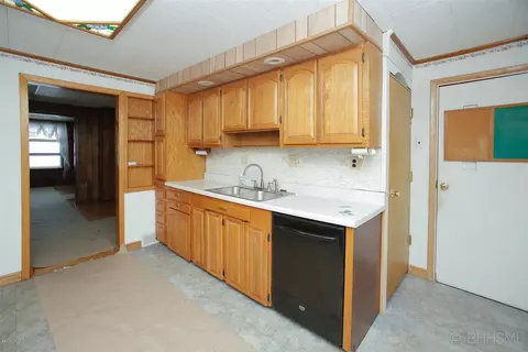 306 Sixth, Three Rivers, MI 49093 photo 6