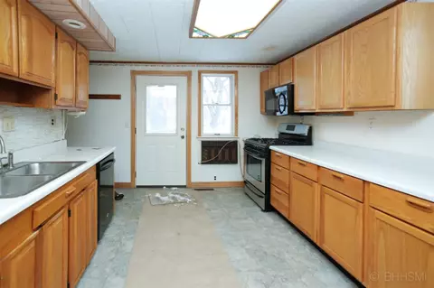 306 Sixth, Three Rivers, MI 49093 photo 5