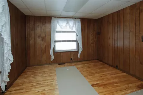 306 Sixth, Three Rivers, MI 49093 photo 3