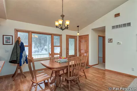 951 Grindle, Lowell, MI 49331 photo 3
