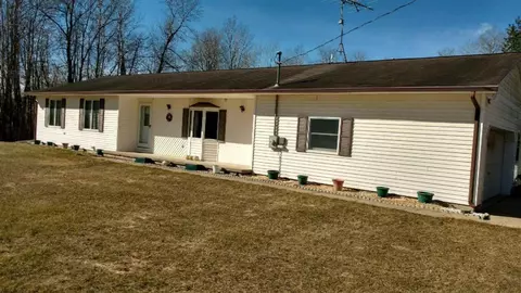 6443 20th Ave, Sears, MI 49679 photo 1