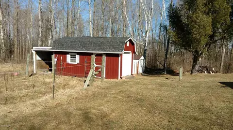 6443 20th Ave, Sears, MI 49679 photo 4