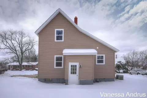 754 Root, Belding, MI 48809 photo 18