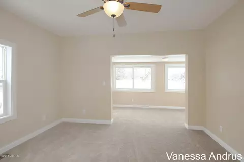 754 Root, Belding, MI 48809 photo 4