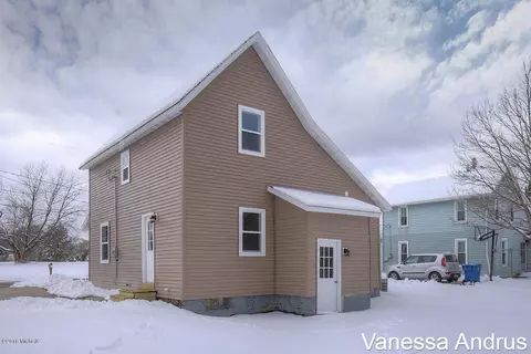 754 Root, Belding, MI 48809 photo 20