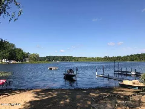36955 Baseline, Gobles, MI 49055 photo 4
