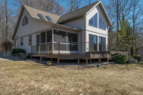 36955 Baseline, Gobles, MI 49055 photo 2